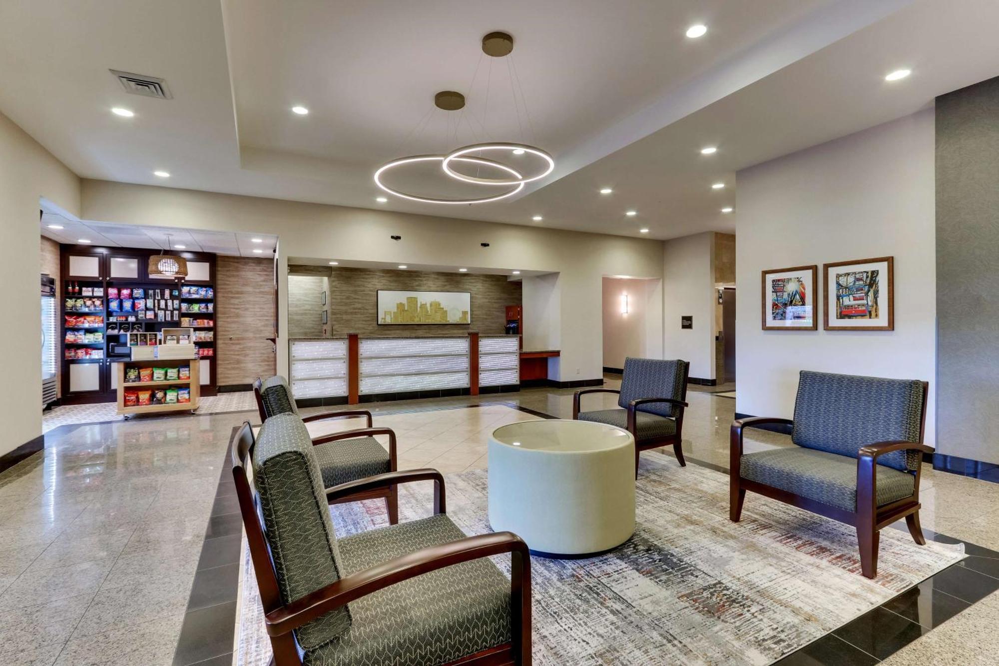 Drury Inn & Suites Orlando Near Universal Orlando Resort ภายนอก รูปภาพ