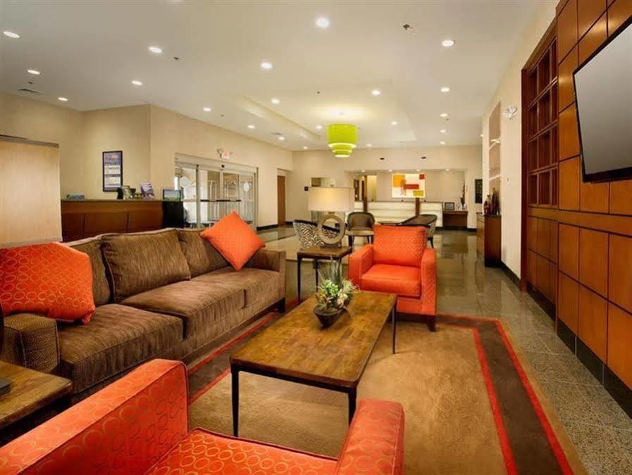Drury Inn & Suites Orlando Near Universal Orlando Resort ภายนอก รูปภาพ