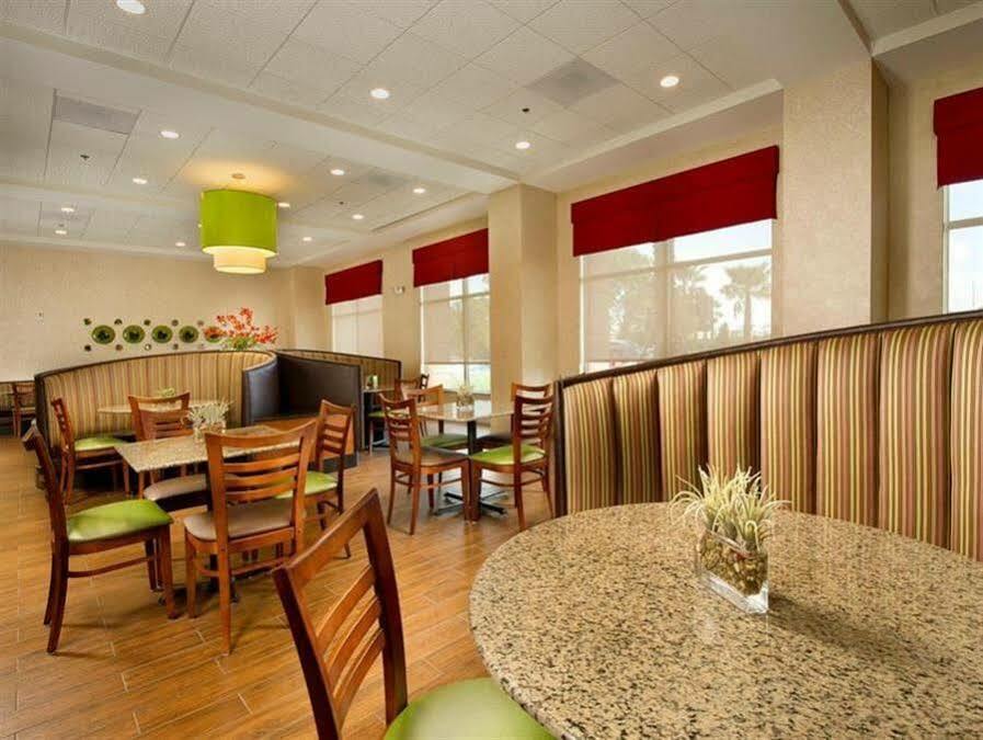Drury Inn & Suites Orlando Near Universal Orlando Resort ภายนอก รูปภาพ